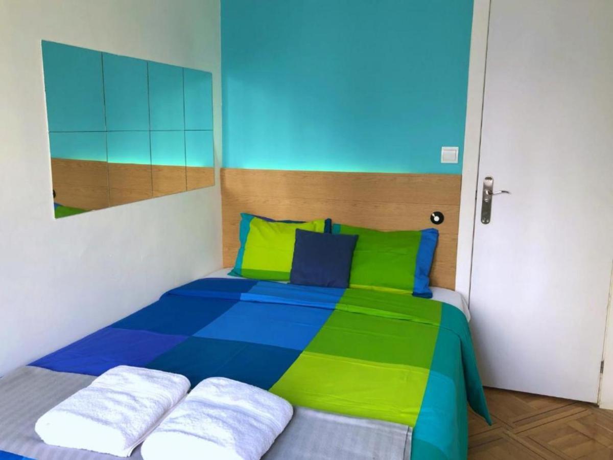 Apartamentos Smartrenting Gran Via Madrid Dış mekan fotoğraf