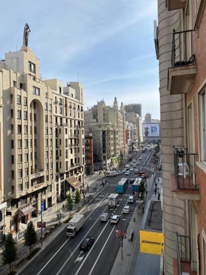Apartamentos Smartrenting Gran Via Madrid Dış mekan fotoğraf